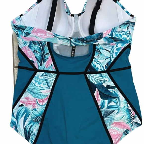 NWOT, TORRID SIZE 2 DD-F BATHING SUIT - Picture 3 of 6